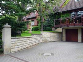 Obernkirchener Sandstein® facing bricks and poles
